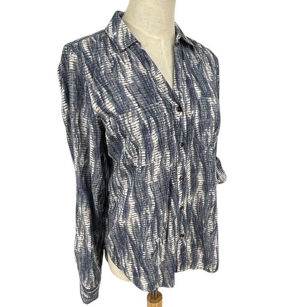Rock & Republic Womens XS Blue White Abstract Print Roll Tab Button Up Shirt